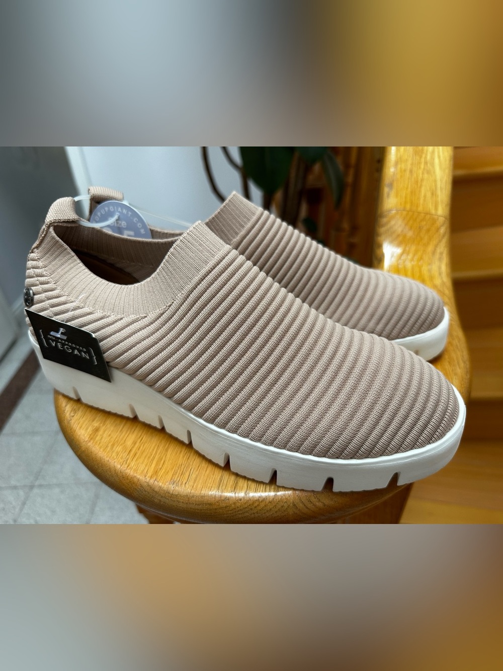bernie mev. Women's Slip-On shoes